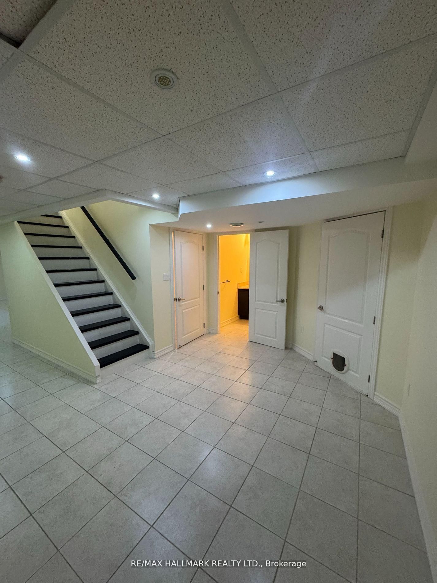 Detached House for sale at 203 Landsbridge Street, Caledon, Ontario, L7E 2J6 - Bolton East - MLS: W12913006