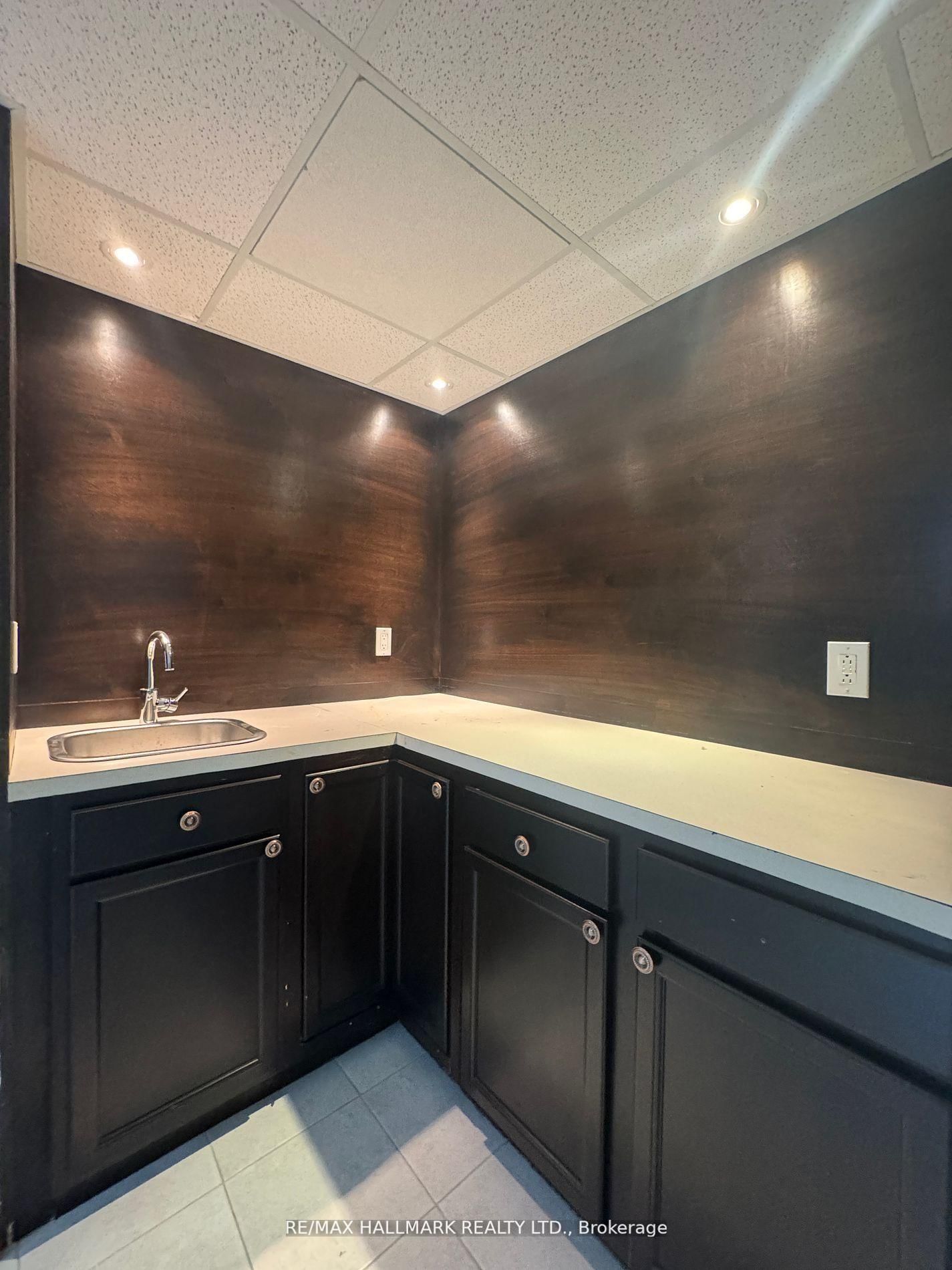 Detached House for sale at 203 Landsbridge Street, Caledon, Ontario, L7E 2J6 - Bolton East - MLS: W12913006