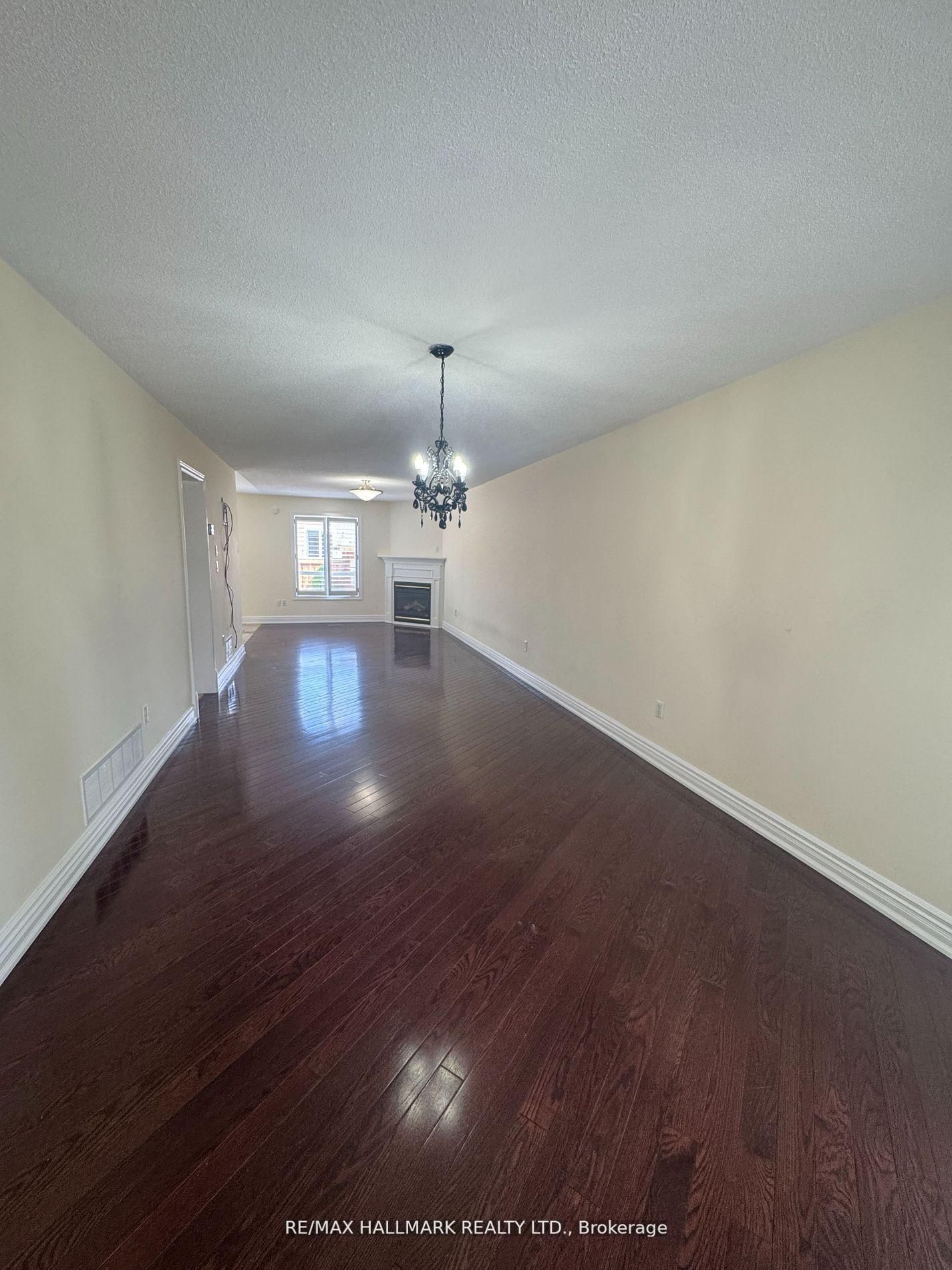 Detached House for sale at 203 Landsbridge Street, Caledon, Ontario, L7E 2J6 - Bolton East - MLS: W12913006