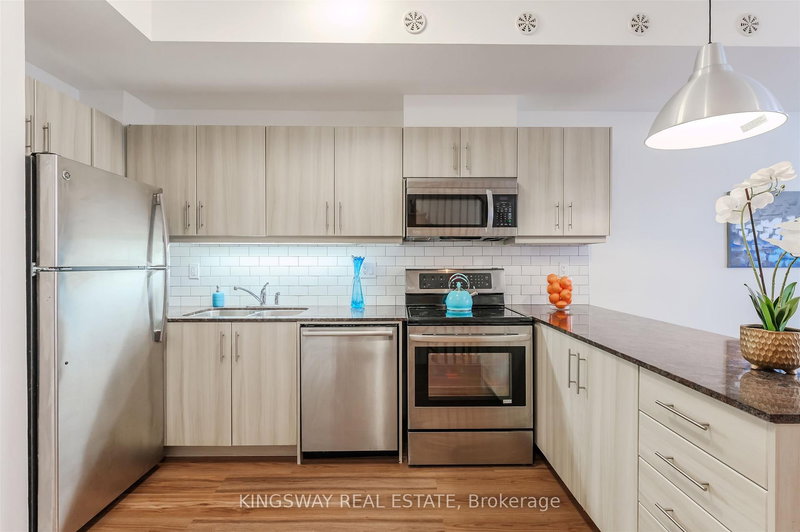50 - 68 Winston Park Blvd, Toronto, M3K 1C3 | Image 2