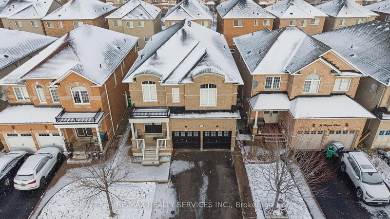 16 Fallgate Dr, Brampton, L6X 0R5 | Image 3