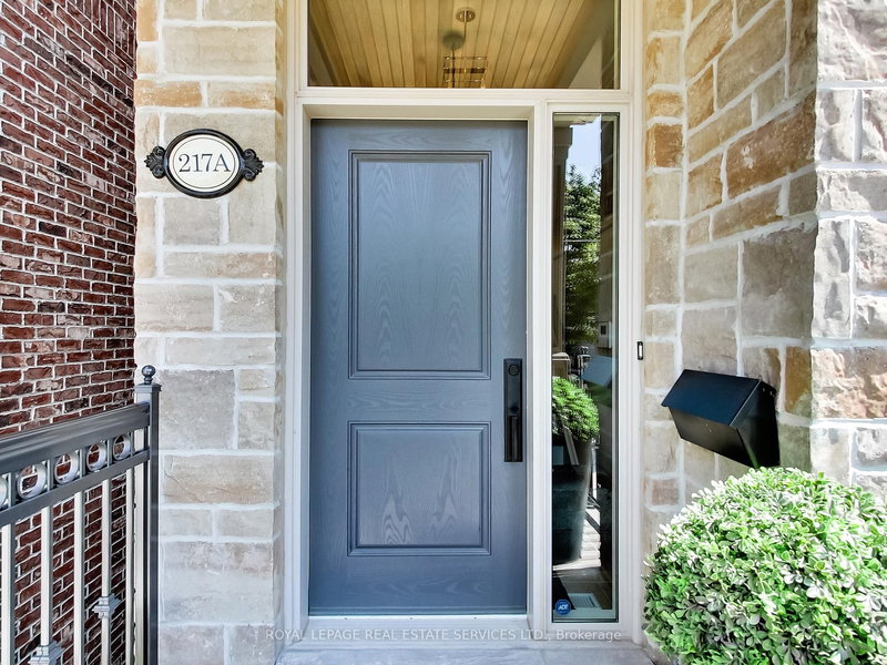 217A Aldercrest Rd, Toronto, M8W 4J5 | Image 2