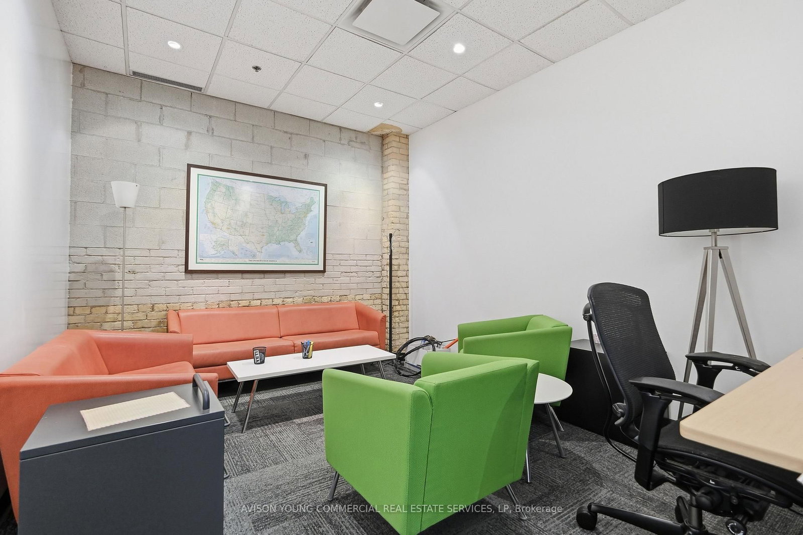 96 Mowat Avenue, Unit Ground Floor & 2nd Floor - Photo 13