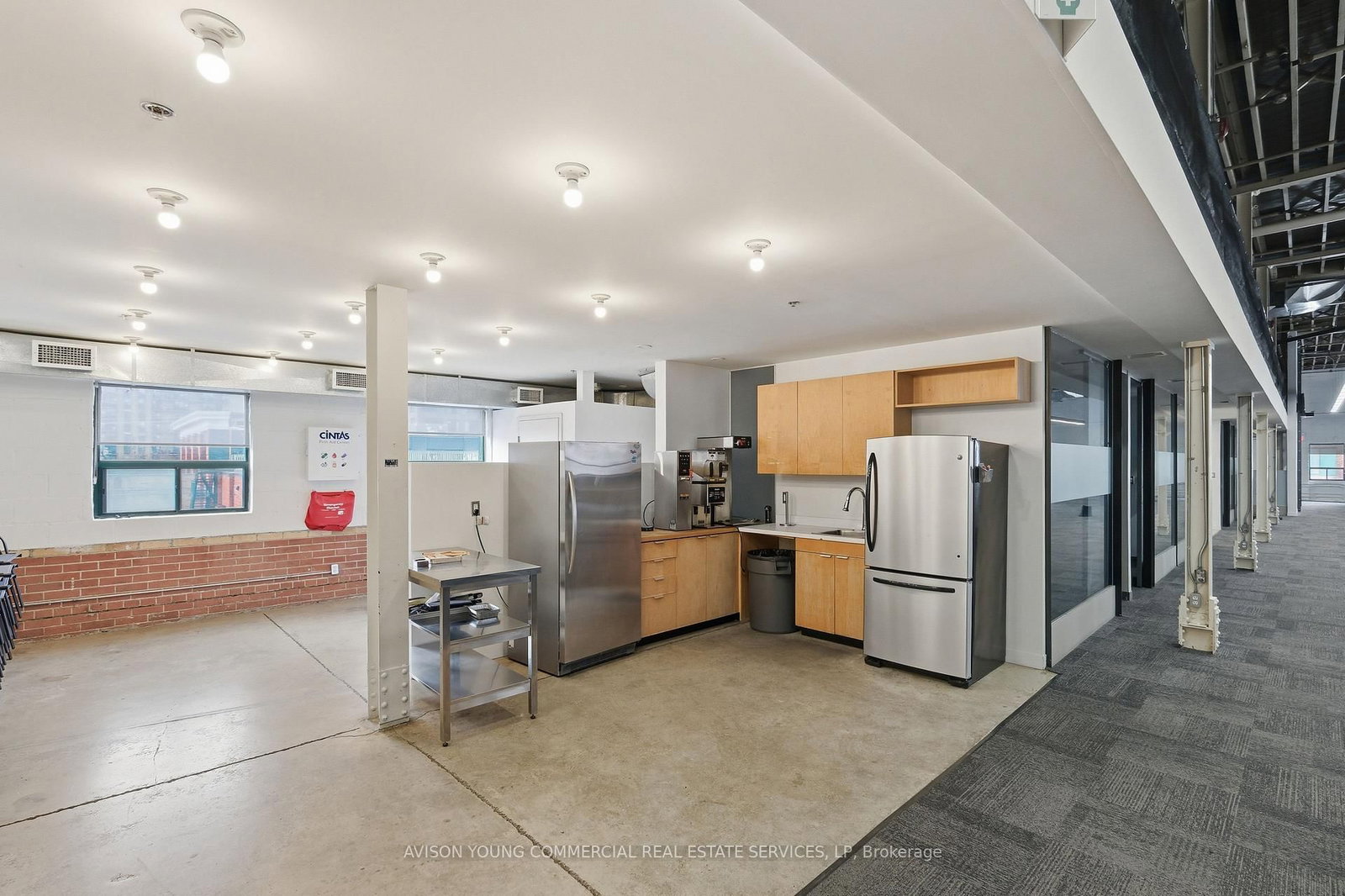 96 Mowat Avenue, Unit Ground Floor & 2nd Floor - Photo 22