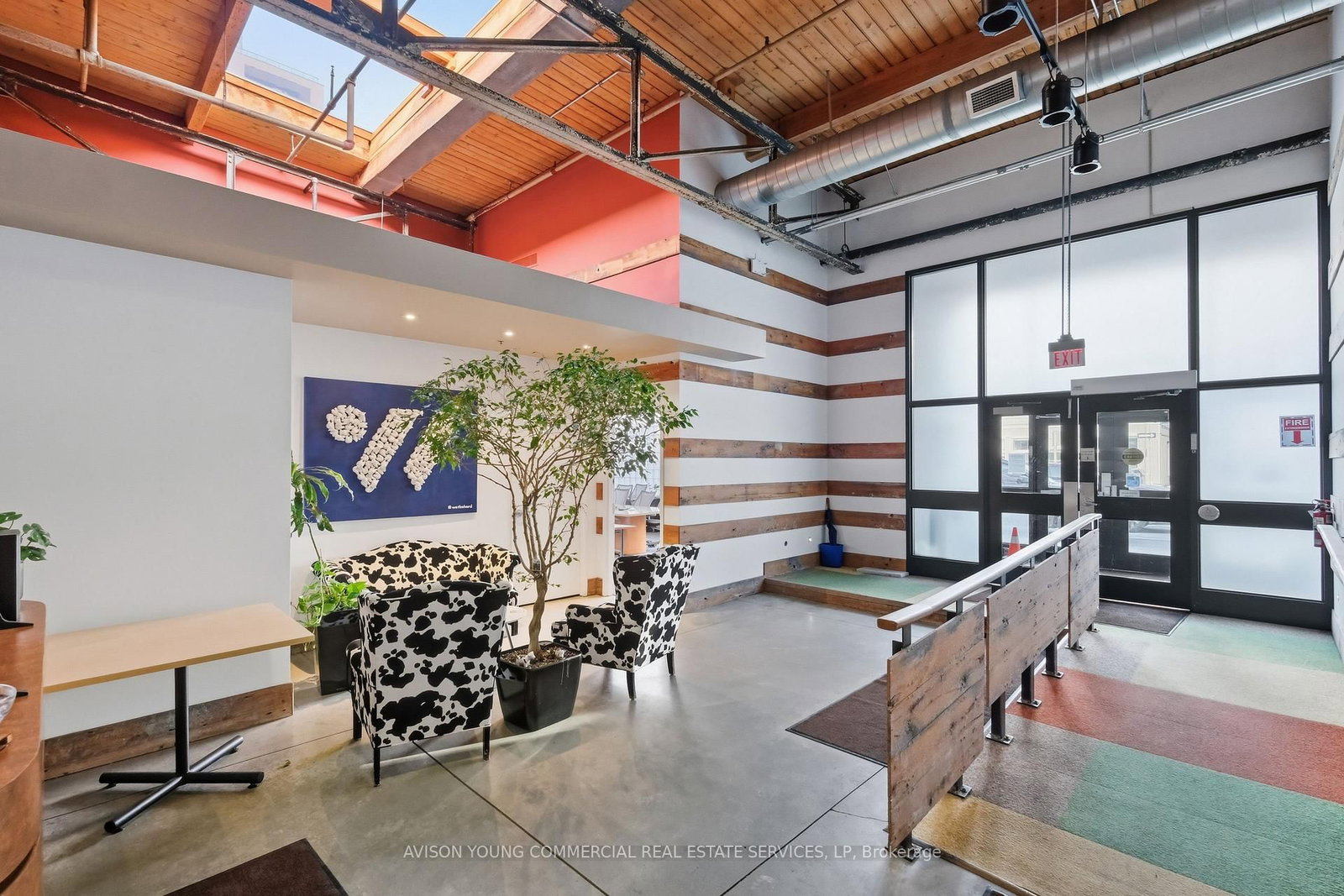 96 Mowat Avenue, Unit Ground Floor - Photo 5