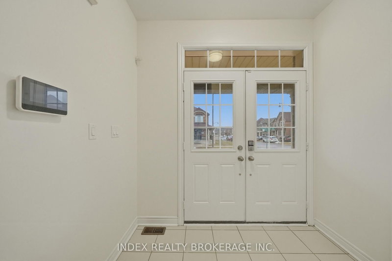 80 George Gray Dr, Brampton, L6R 4A1 | Image 3