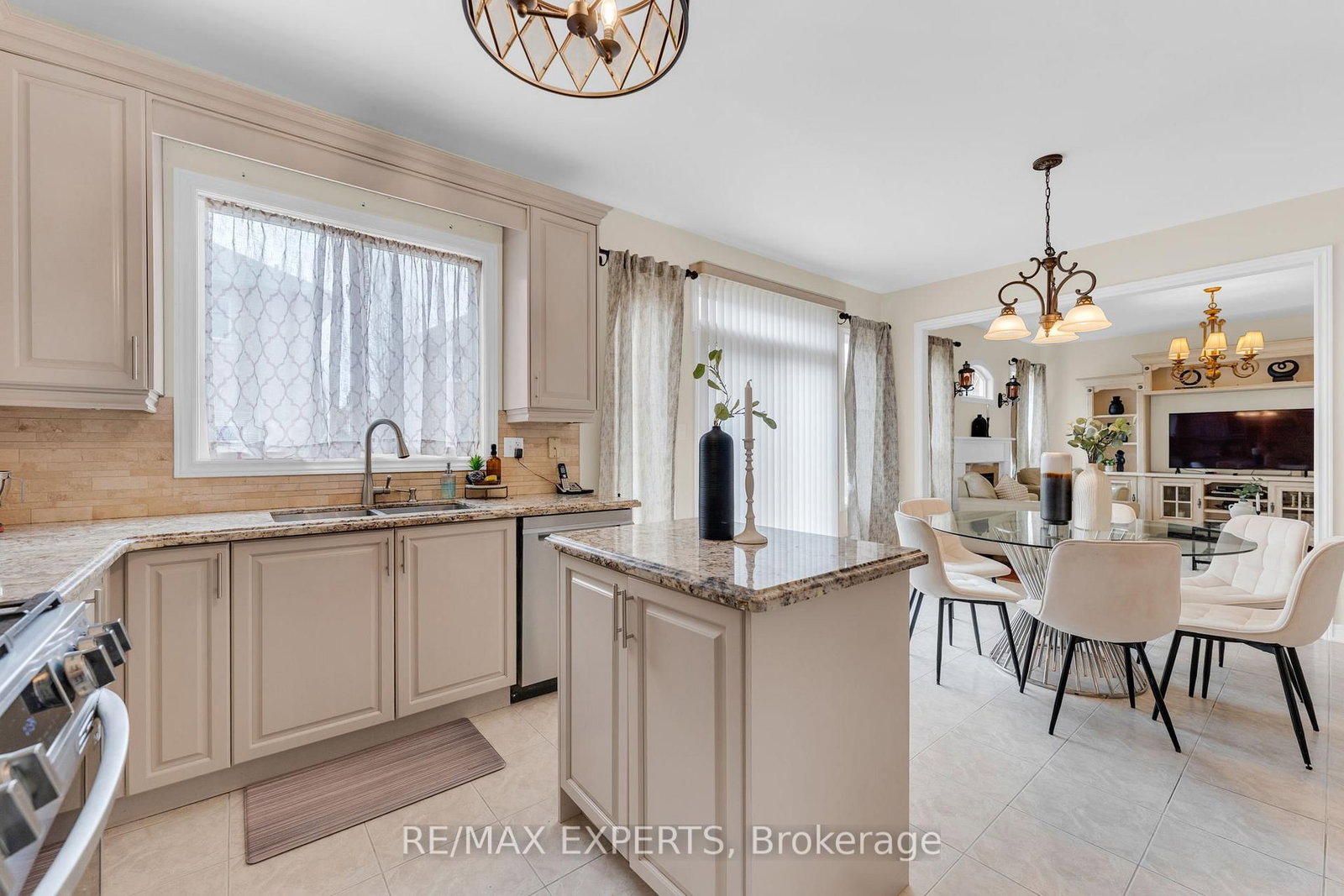 Detached House for sale at 13 Villagewood Street, Brampton, Ontario, L6P 2C3 - Bram East - MLS: W12914064