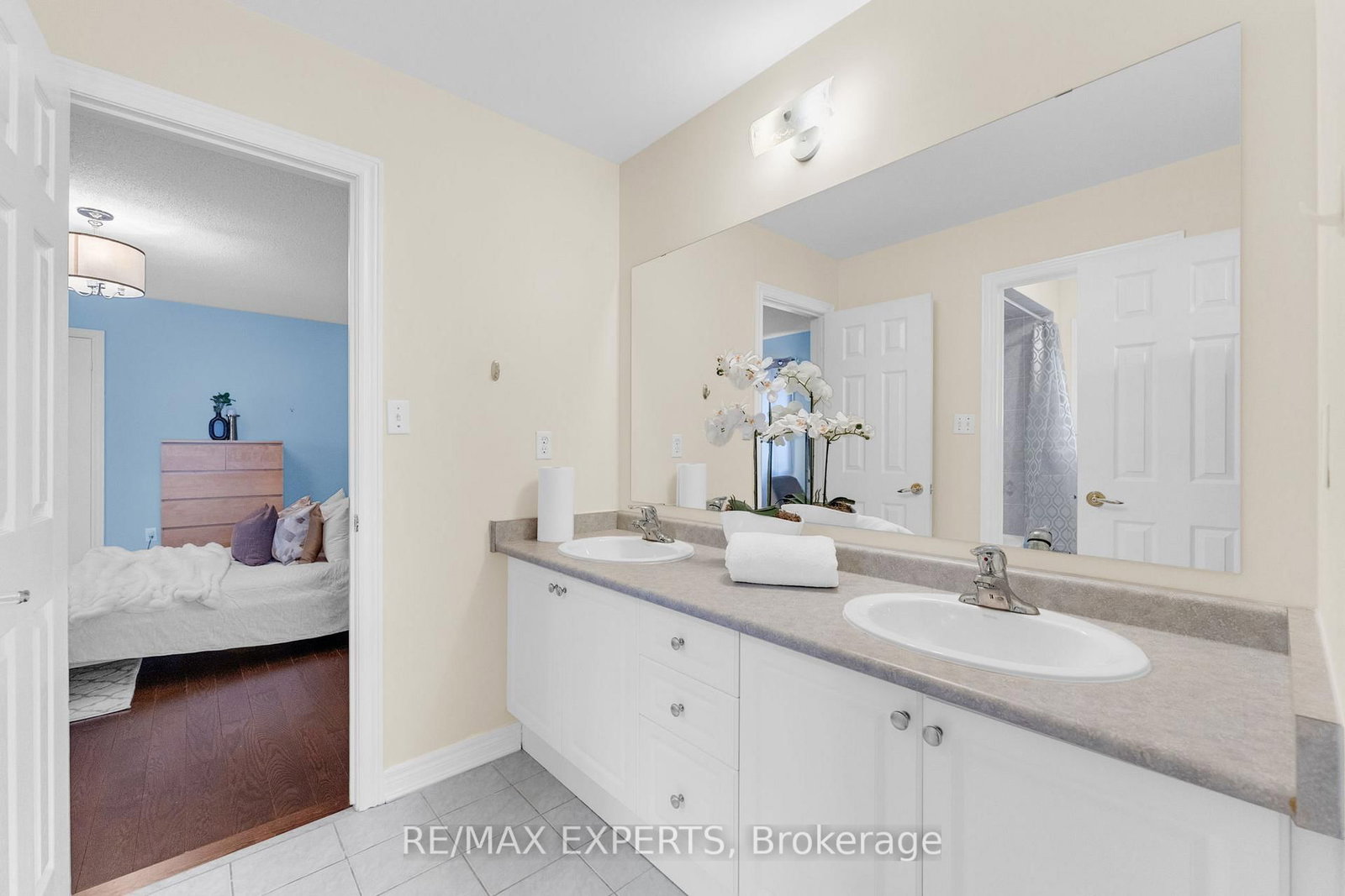 Detached House for sale at 13 Villagewood Street, Brampton, Ontario, L6P 2C3 - Bram East - MLS: W12914064