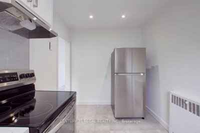 2127 Harris Crescent • Burlington, ON photo 5