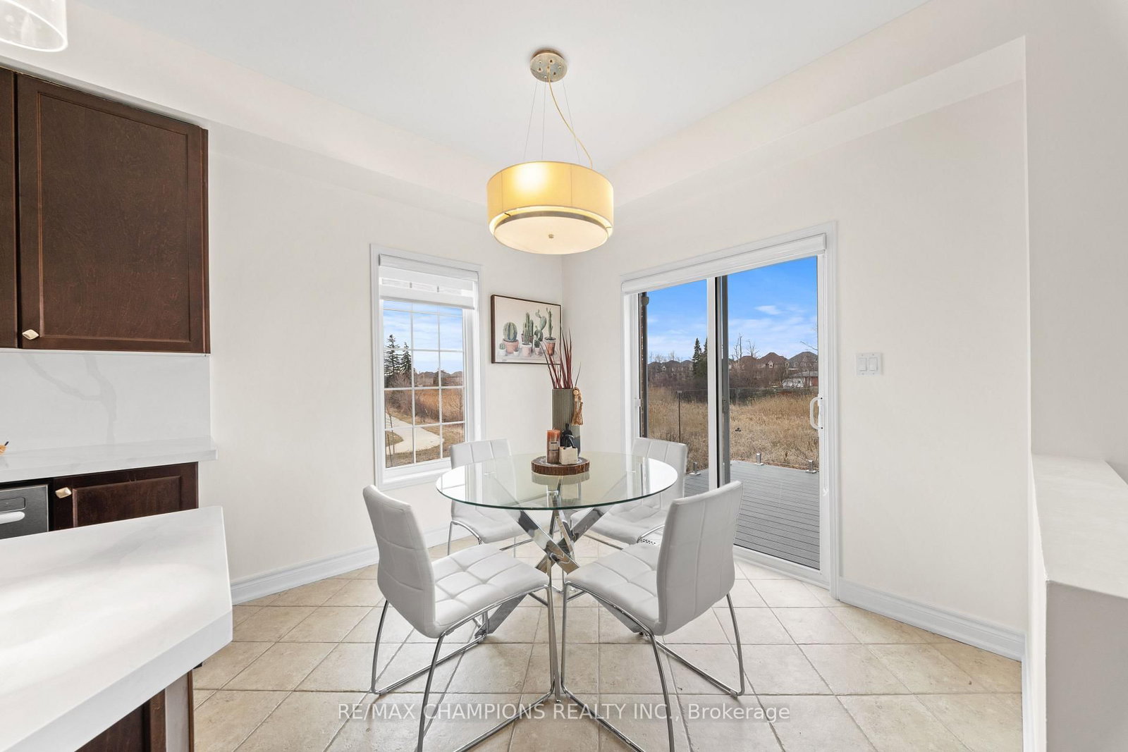 Detached House for sale at 42 Abbotsbury Drive, Brampton, Ontario, L6X 0S3 - Credit Valley - MLS: W12914332