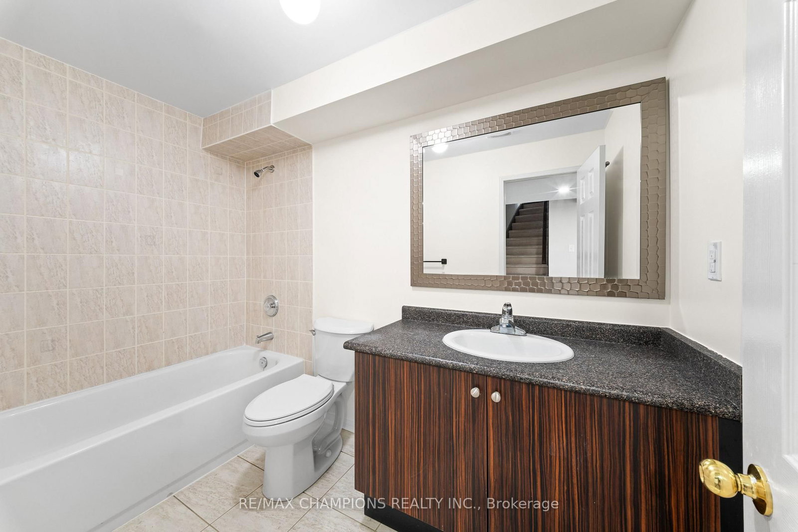 Detached House for sale at 42 Abbotsbury Drive, Brampton, Ontario, L6X 0S3 - Credit Valley - MLS: W12914332