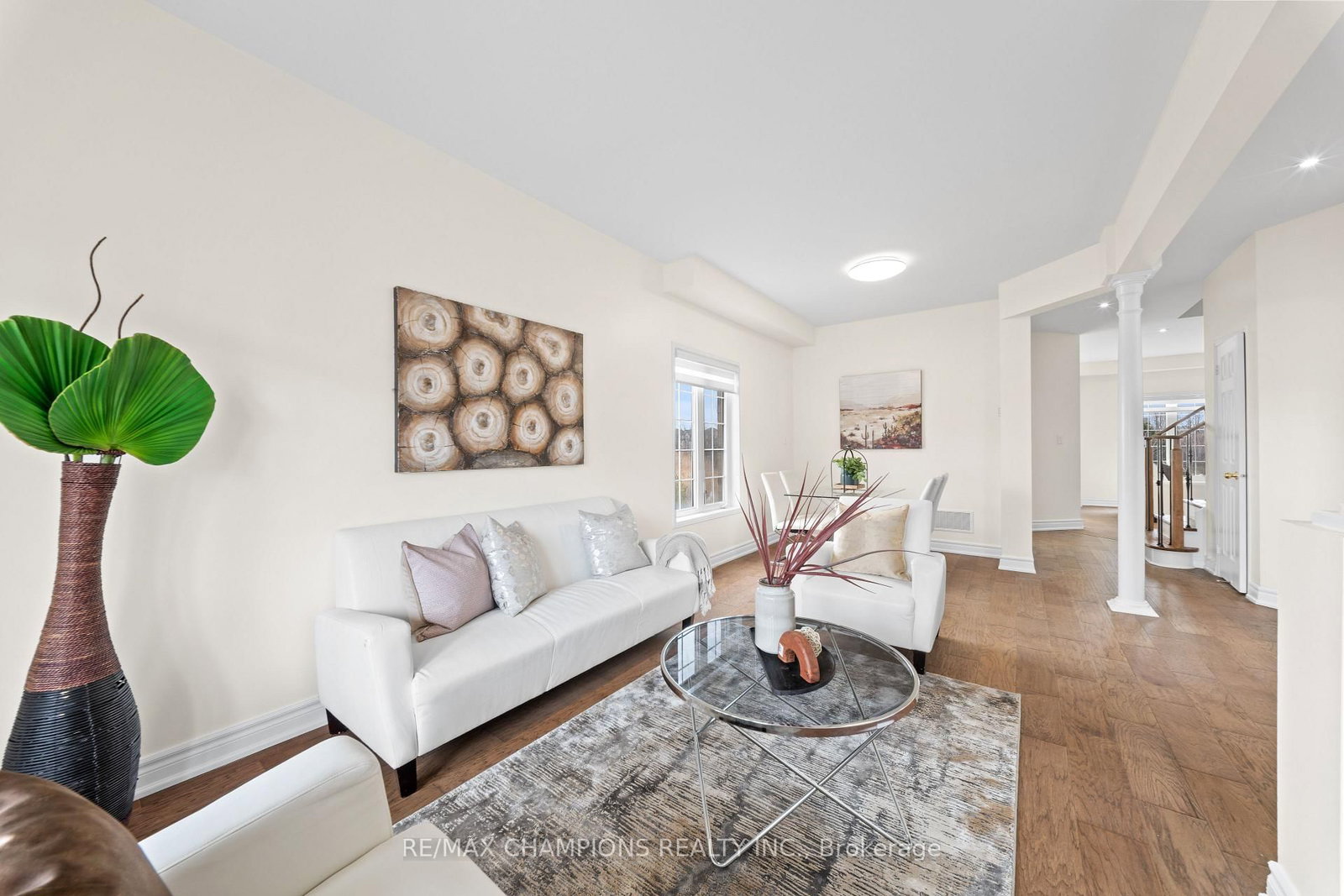 Detached House for sale at 42 Abbotsbury Drive, Brampton, Ontario, L6X 0S3 - Credit Valley - MLS: W12914332