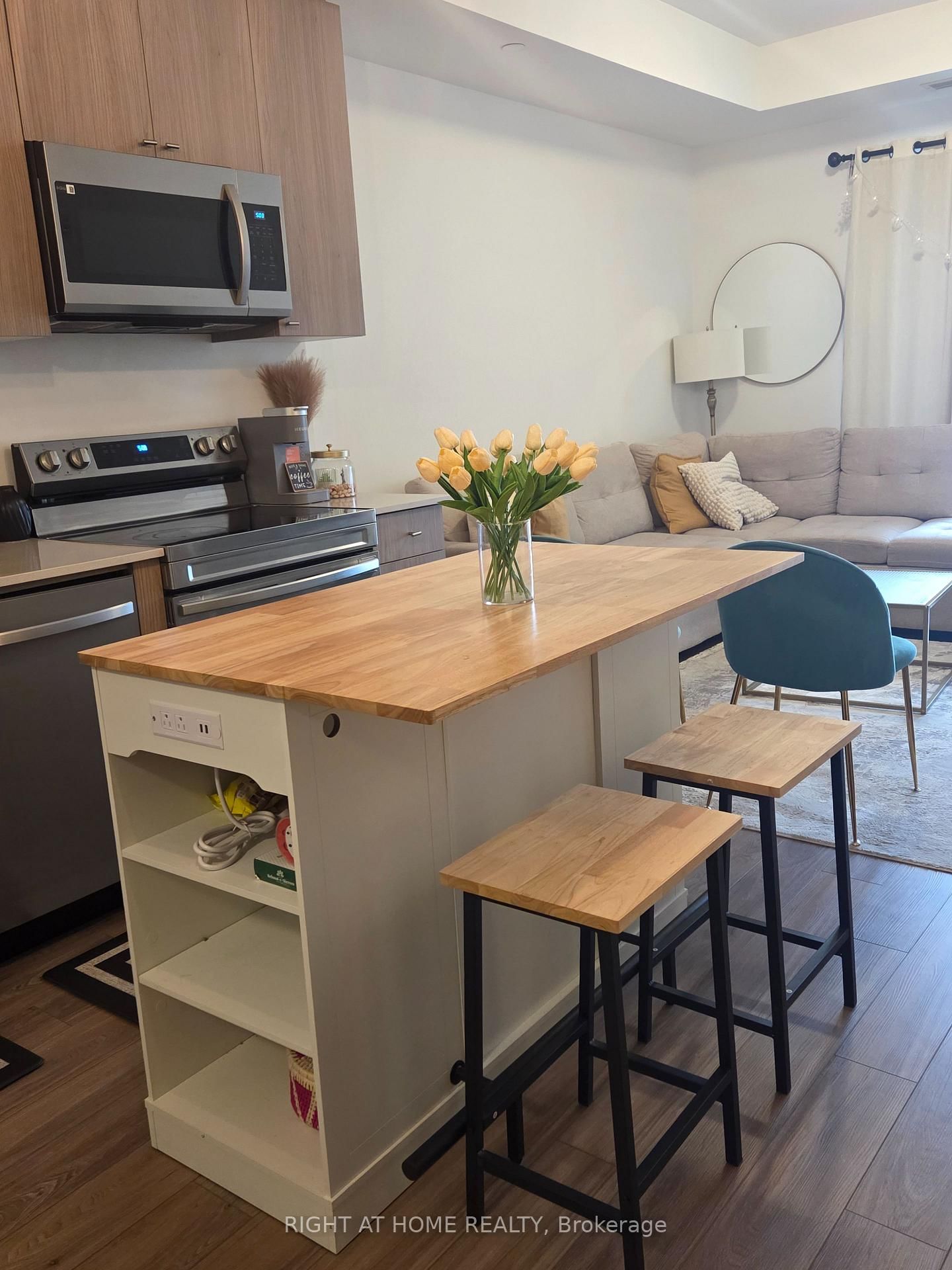 Condo for lease at 409-490 Gordon Krantz Avenue, Milton, Ontario, L9E 1Z5 - Walker - MLS: W12914516