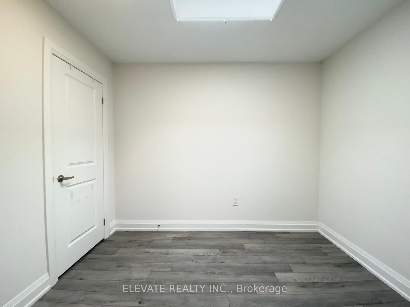 Townhouse for lease at 2-1770 Lawrence Avenue, Toronto, Ontario, M6L 1C7 - Maple Leaf - MLS: W12914590