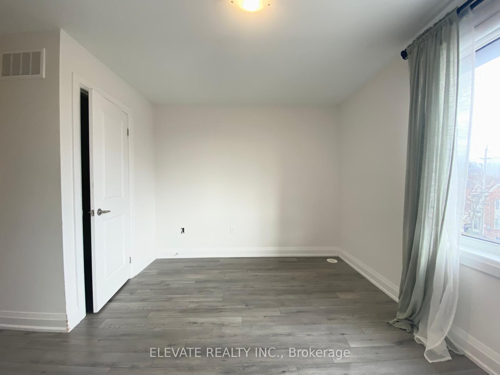 Townhouse for lease at 2-1770 Lawrence Avenue, Toronto, Ontario, M6L 1C7 - Maple Leaf - MLS: W12914590