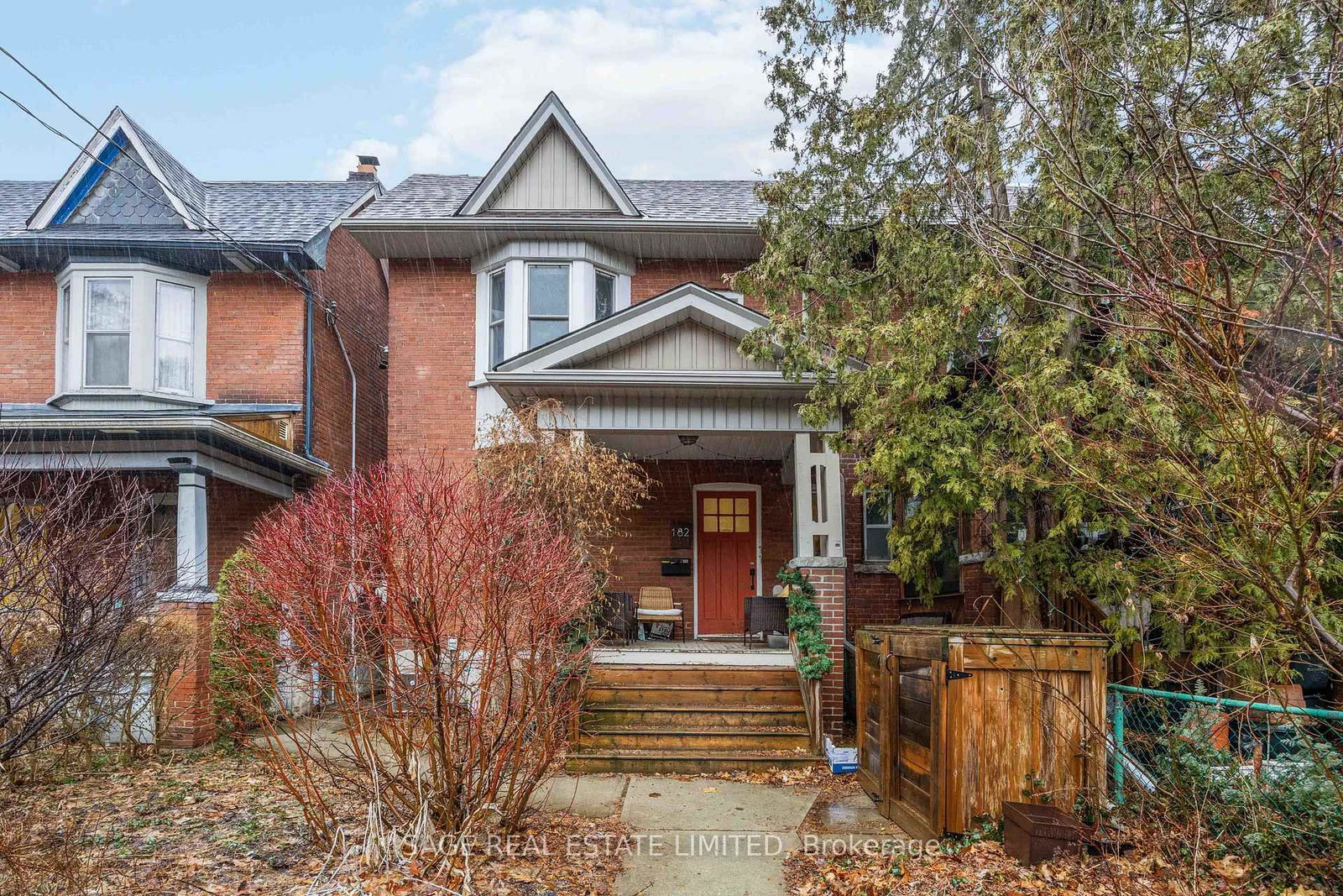 182 Indian Grove, Unit Lower