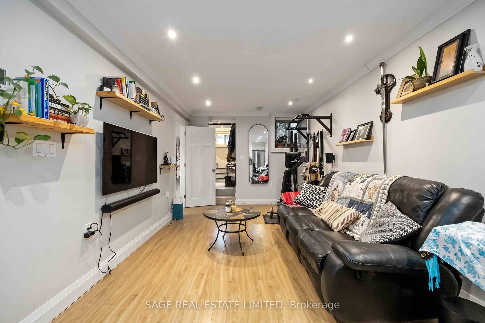 182 Indian Grove, Unit Lower - Photo 10