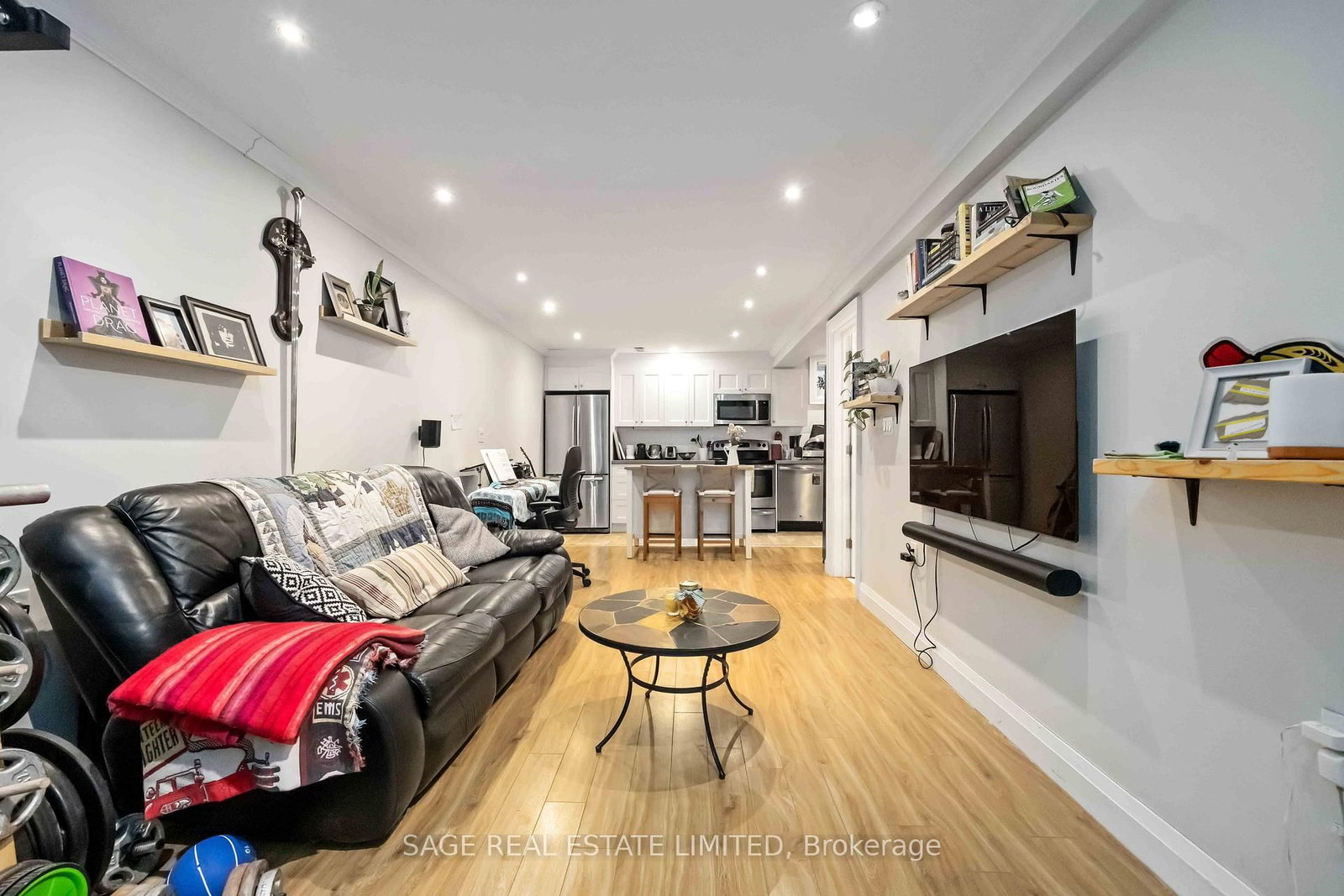 182 Indian Grove, Unit Lower - Photo 12