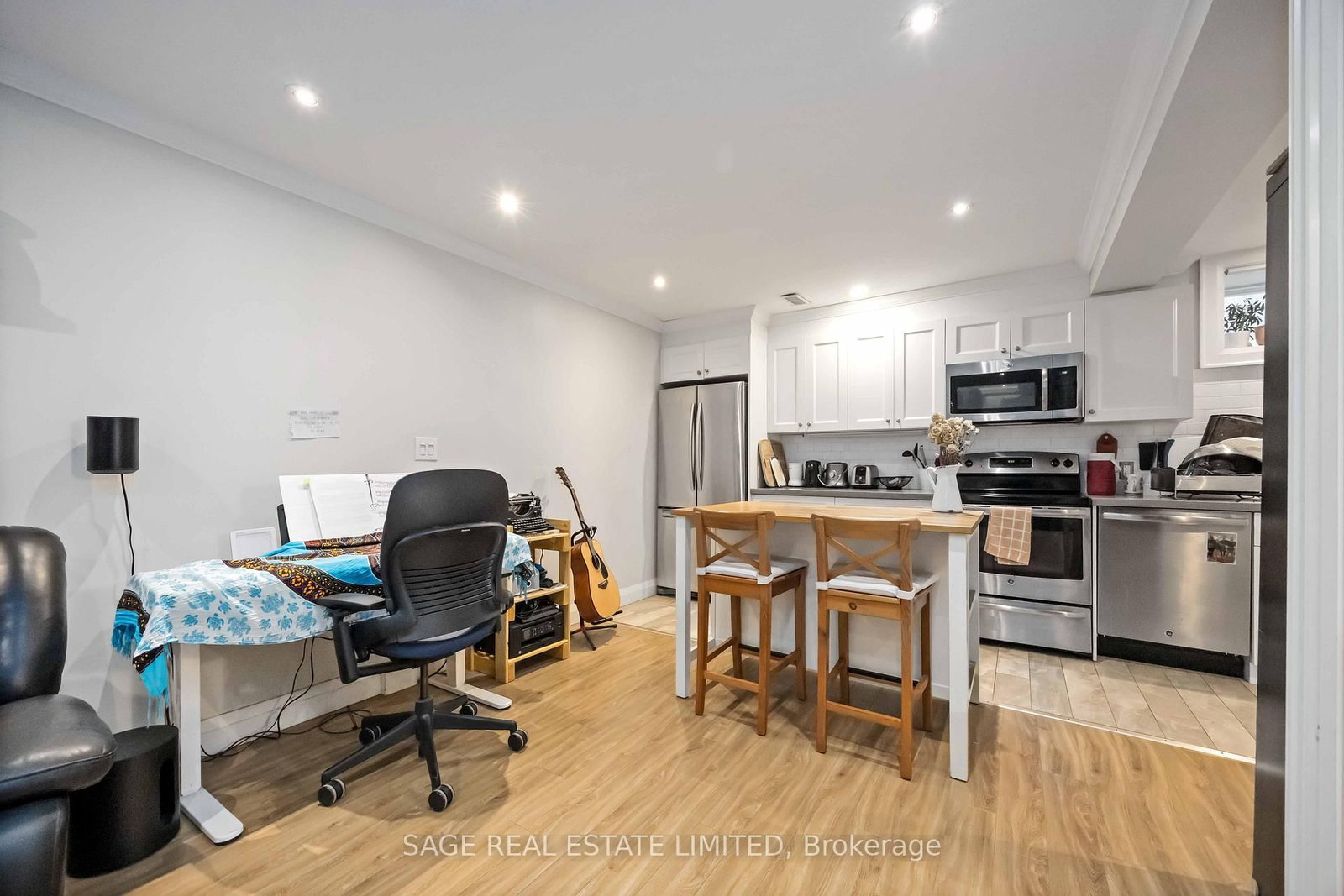 182 Indian Grove, Unit Lower - Photo 13