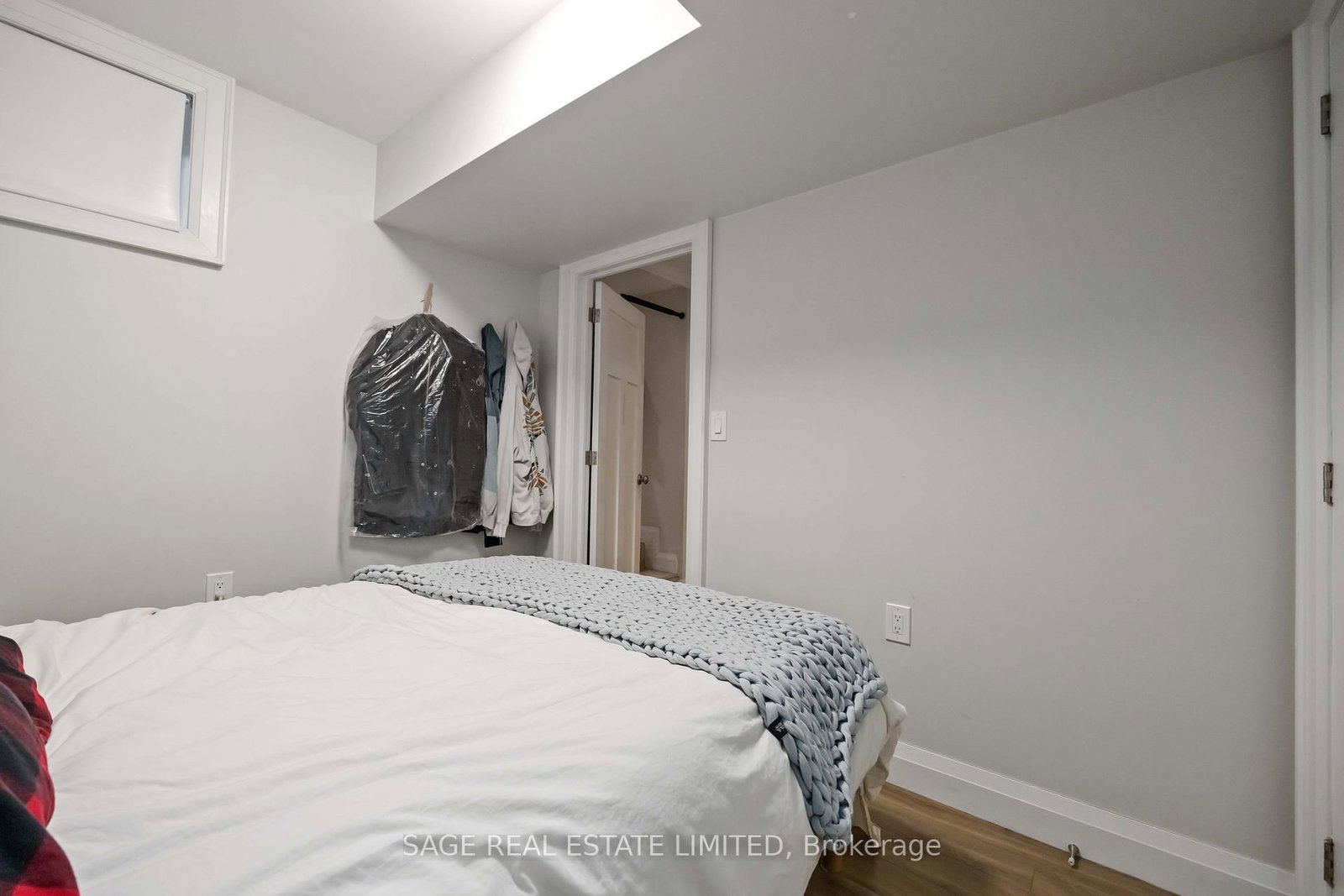 182 Indian Grove, Unit Lower - Photo 25