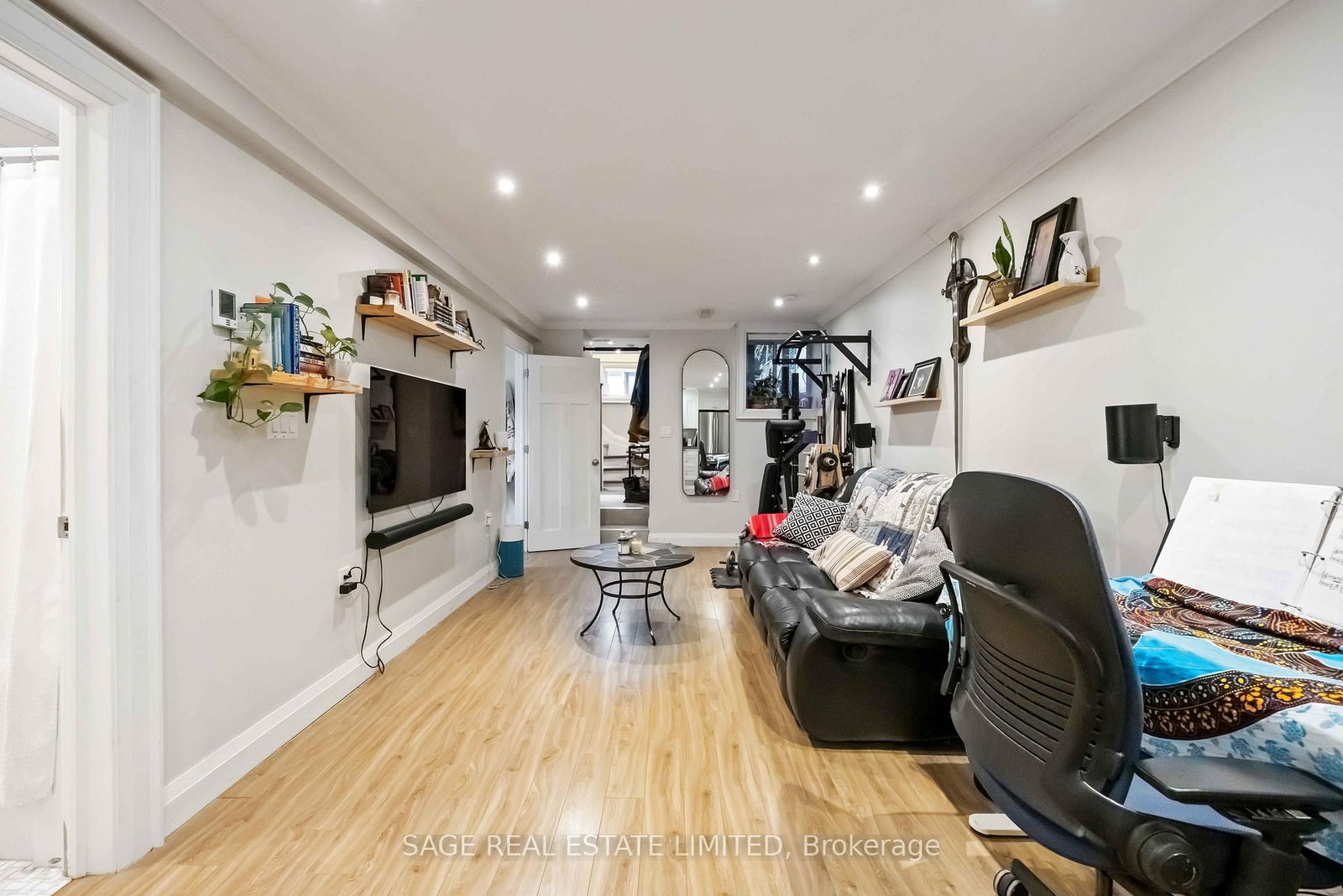 182 Indian Grove, Unit Lower - Photo 8