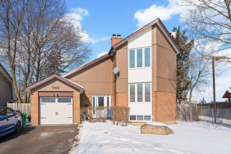 7027 Estoril Rd, Mississauga, L5N 1N3 | Image 2