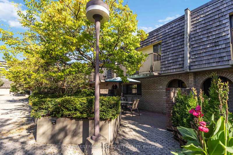 46 - 1250 Mississauga Valley Blvd, Mississauga, L5A 3R6 | Image 3