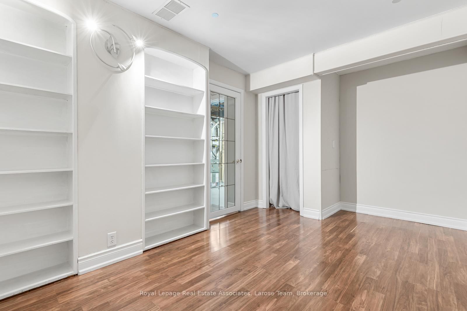 Detached House for sale at 2176 Florian Road, Mississauga, Ontario, L5A 2M4 - Cooksville - MLS: W12914724