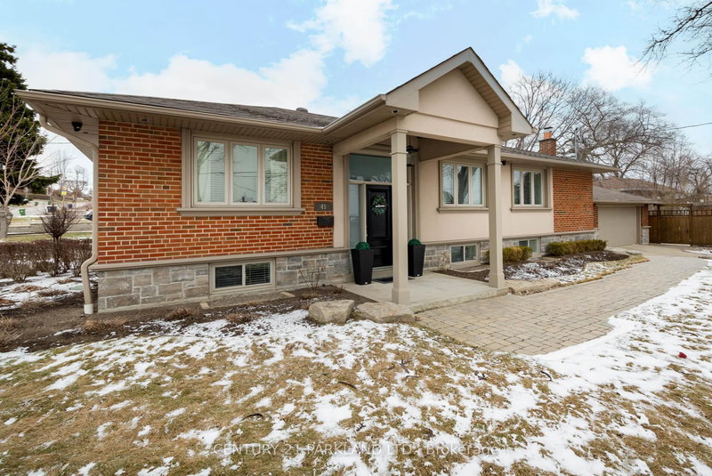 45 Deevale Rd, Toronto, M3M 1Z4 | Image 3
