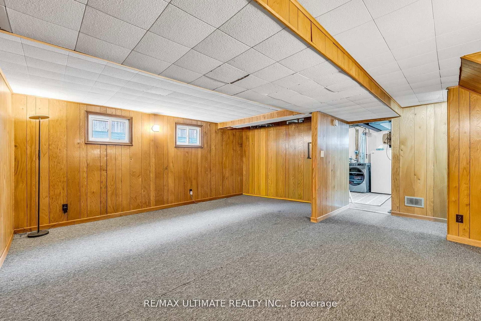 Detached House for sale at 37 Banbury Court, Brampton, Ontario, L6T 1Y9 - Avondale - MLS: W12915232