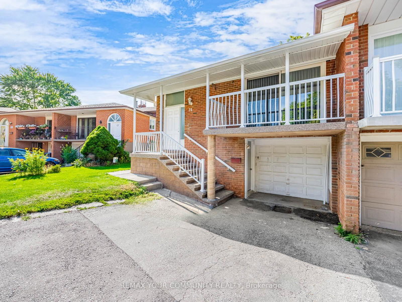 14 Roseville Dr, Brampton, L6Y 2G8 | Image 3