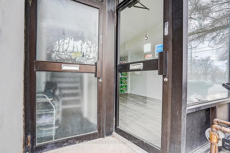 1015 Weston Rd, Toronto, M6N 3R9 | Image 3