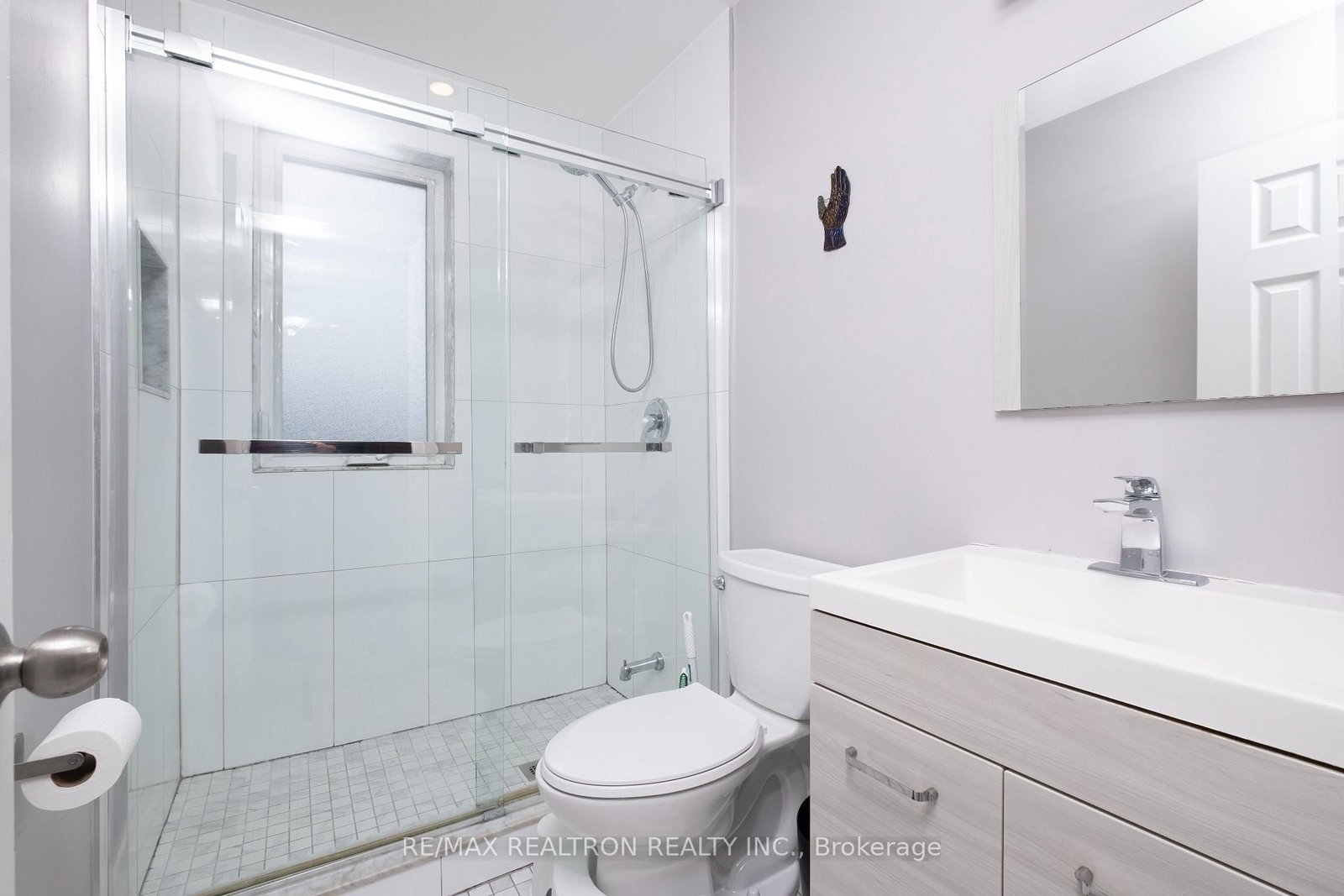 1939 Davenport Road, Unit Upper - Photo 8