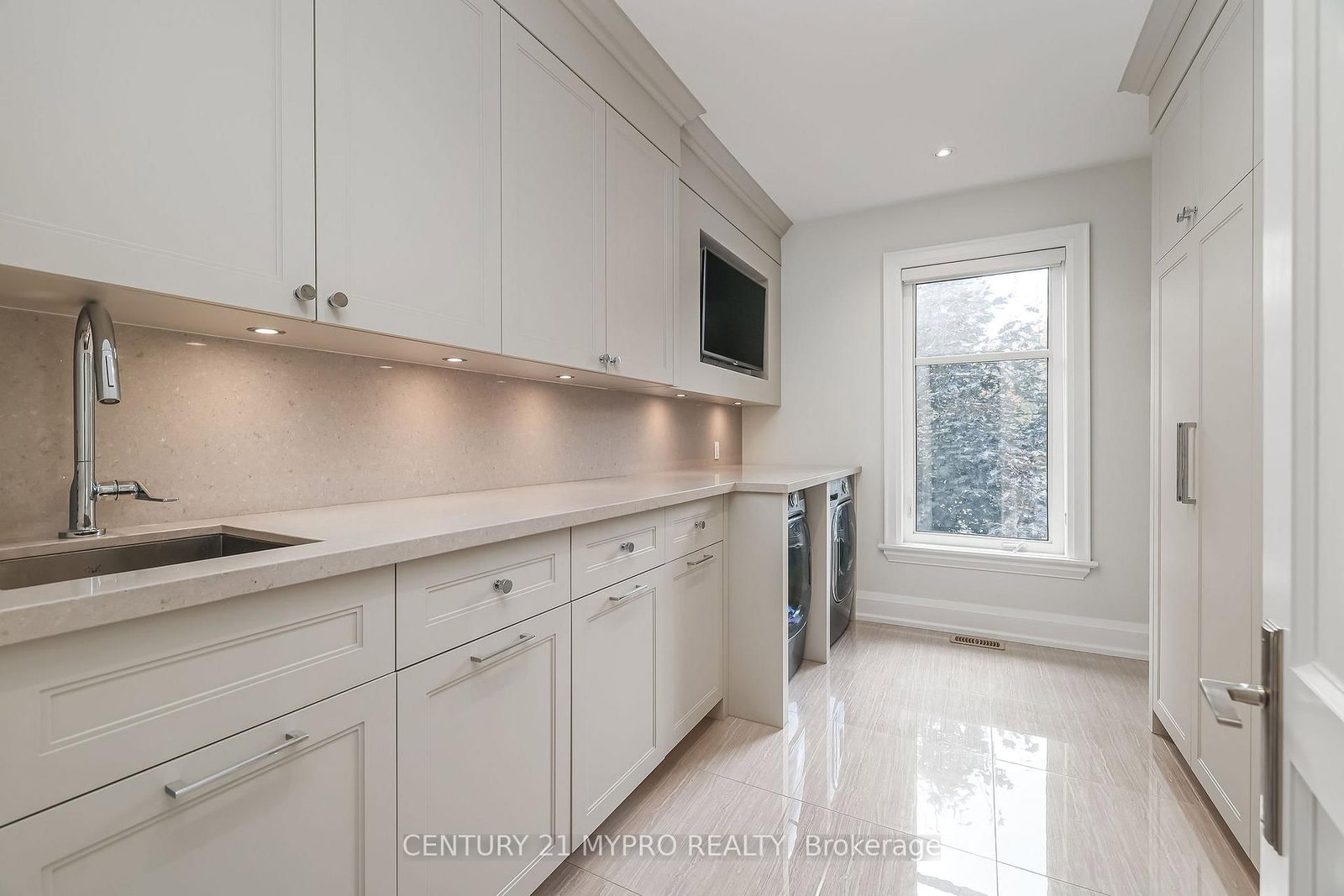 Detached House for sale at 1389 Weaver Avenue, Oakville, Ontario, L6J 2L6 - Morrison - MLS: W12915686