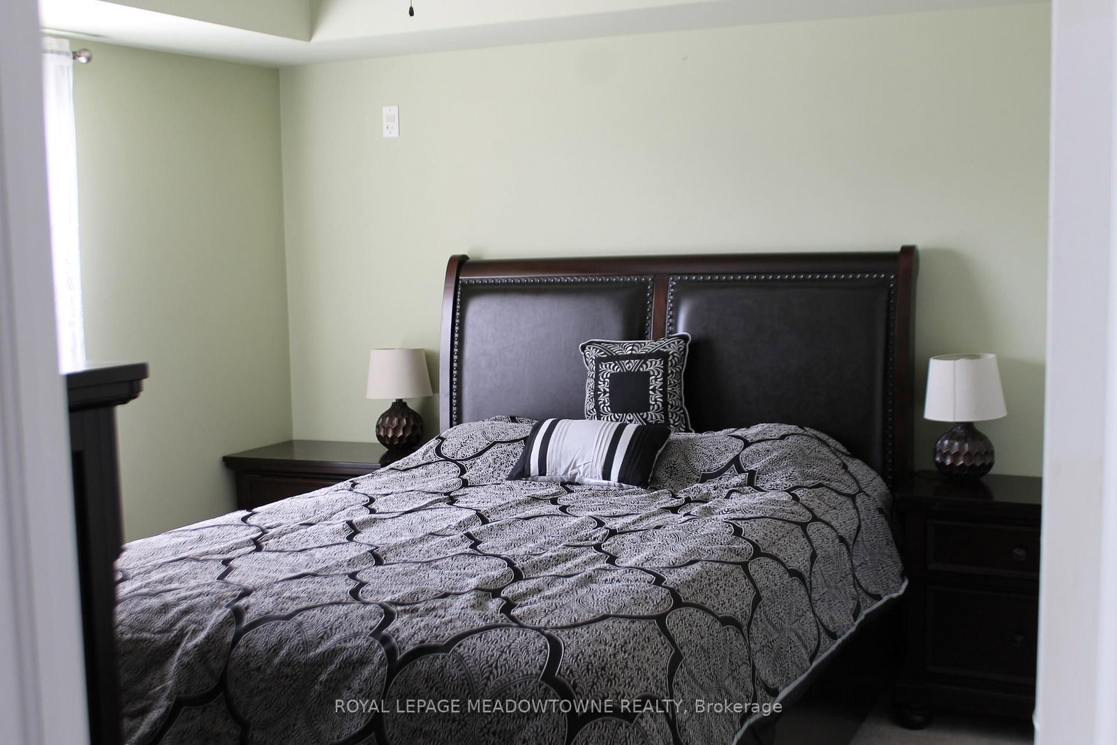 Condo for lease at 310-1360 Main Street, Milton, Ontario, L9T 7S5 - Dempsey - MLS: W12916070