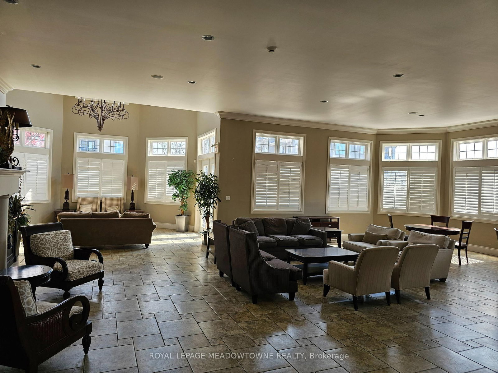 Condo for lease at 310-1360 Main Street, Milton, Ontario, L9T 7S5 - Dempsey - MLS: W12916070