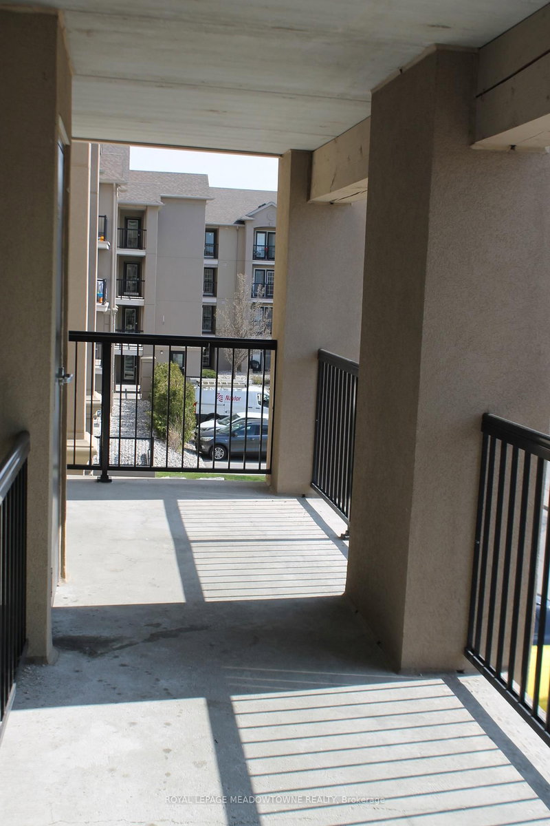 310 - 1360 Main St E, Milton, L9T 7S5 | Image 3