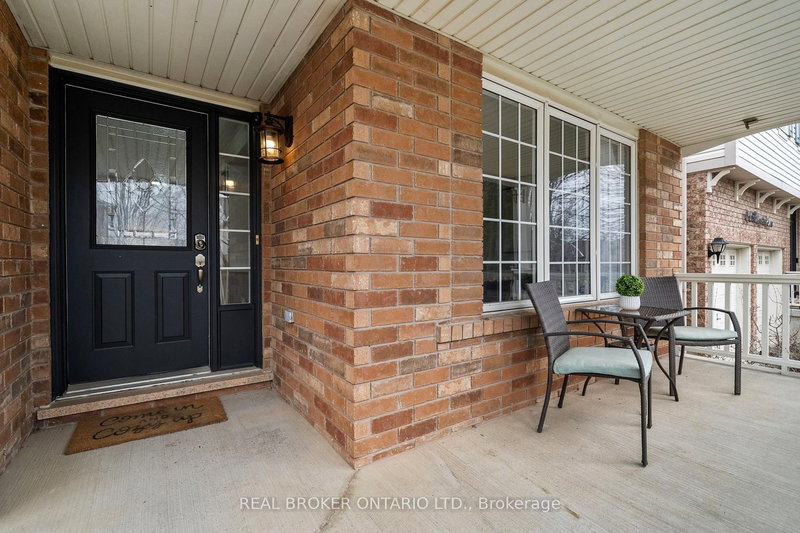 1537 Morse Pl, Milton, L9T 5V5 | Image 3