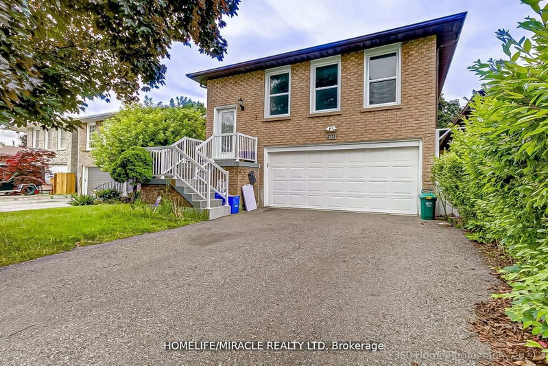 581 Hayward Crescent