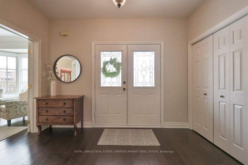 1962 Calgary Crt, Mississauga, L5H 4J1 | Image 3