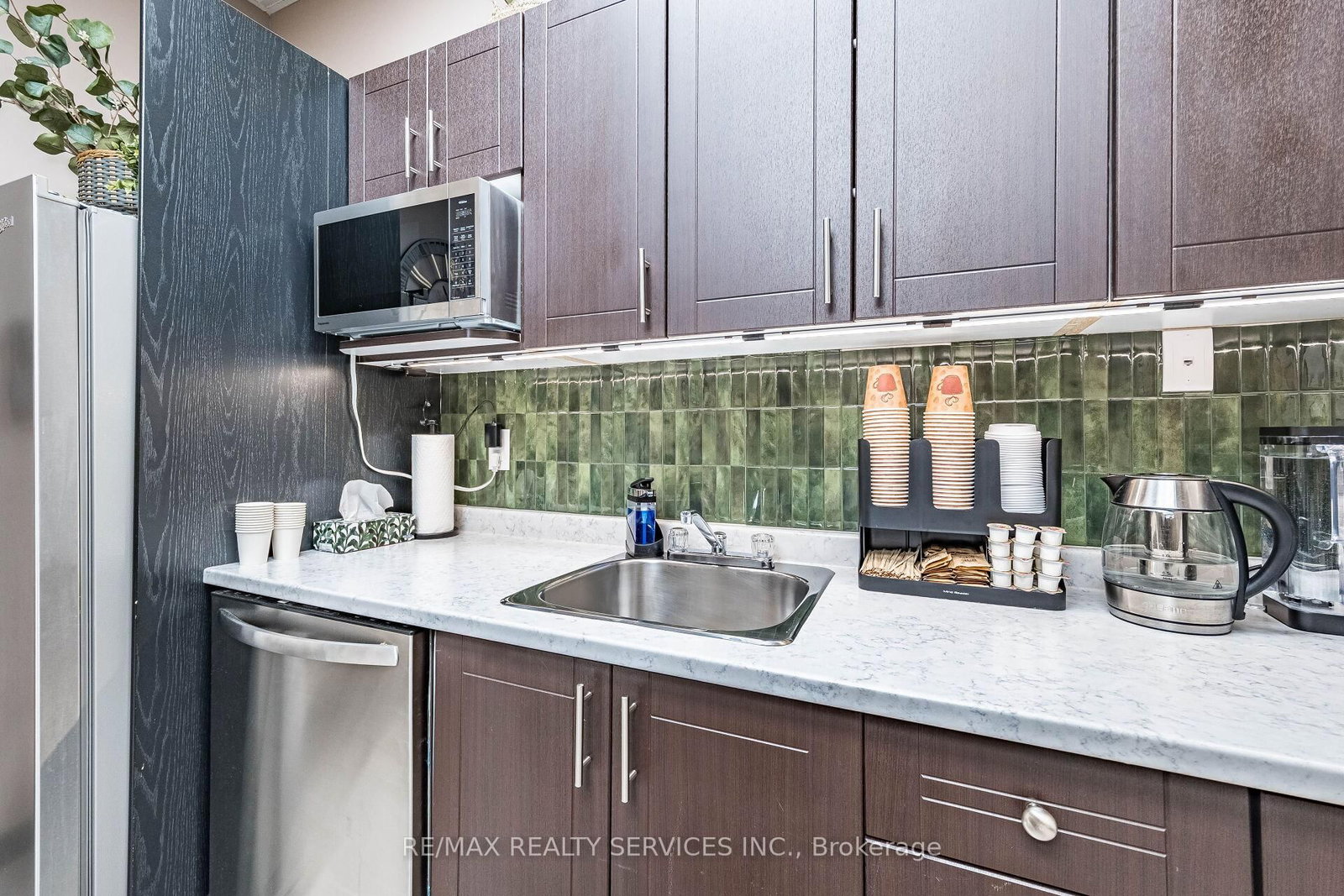 5006 South Service Road, Unit 3 - Photo 18