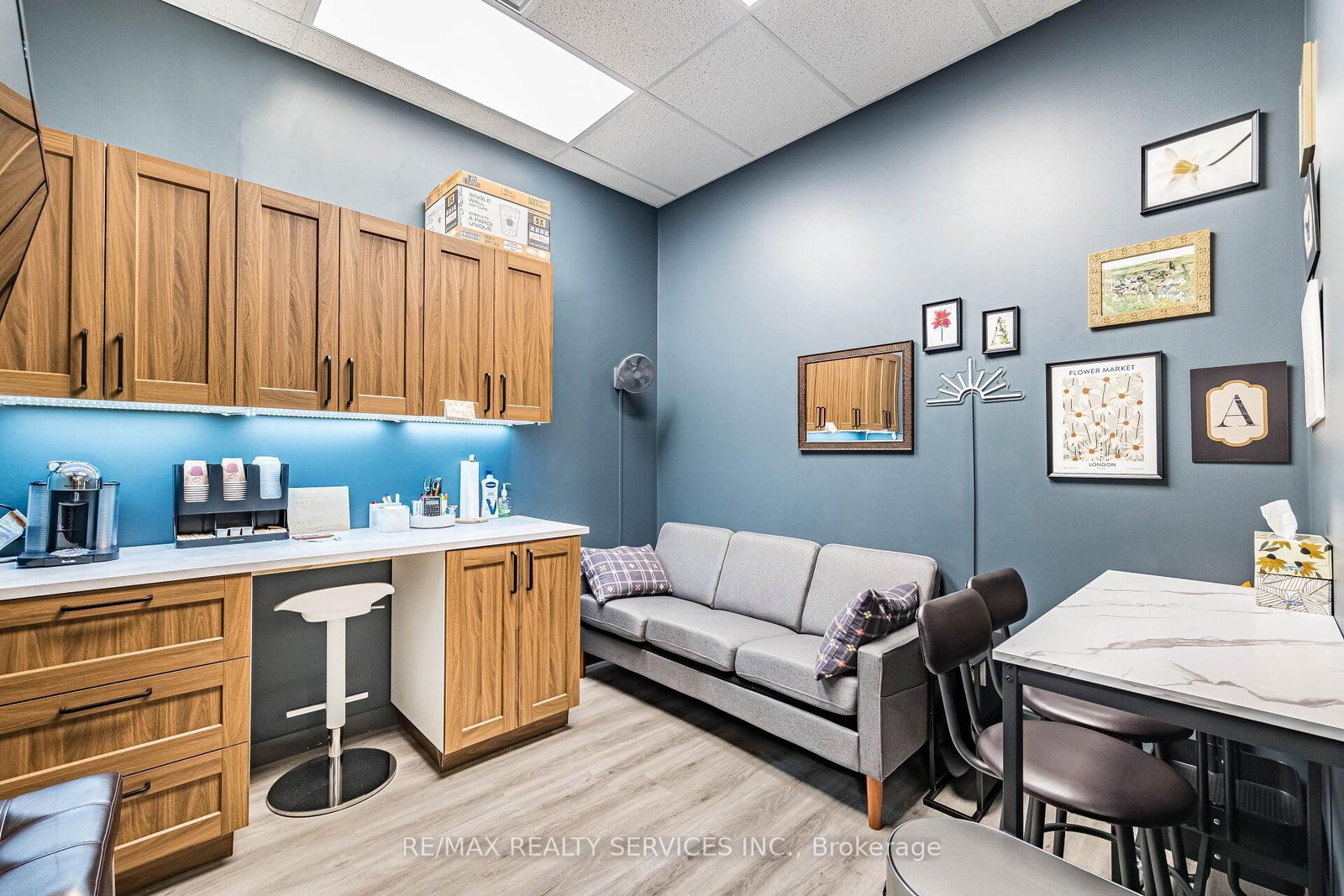 5006 South Service Road, Unit 3 - Photo 20