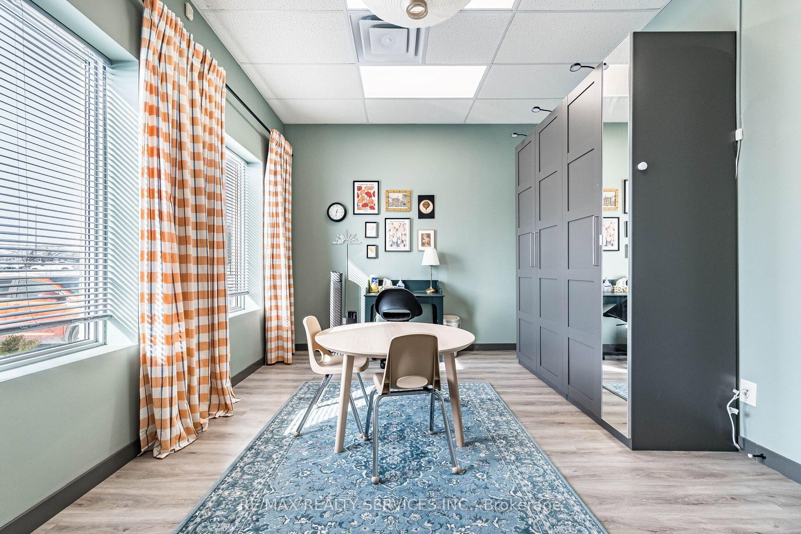 5006 South Service Road, Unit 3 - Photo 5