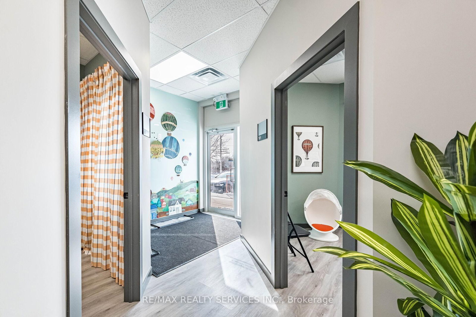 5006 South Service Road, Unit 3 - Photo 7