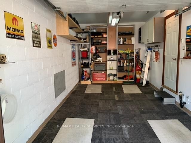 Townhouse for sale at 8 Collins Crescent, Brampton, Ontario, L6V 3M9 - Brampton North - MLS: W12916504