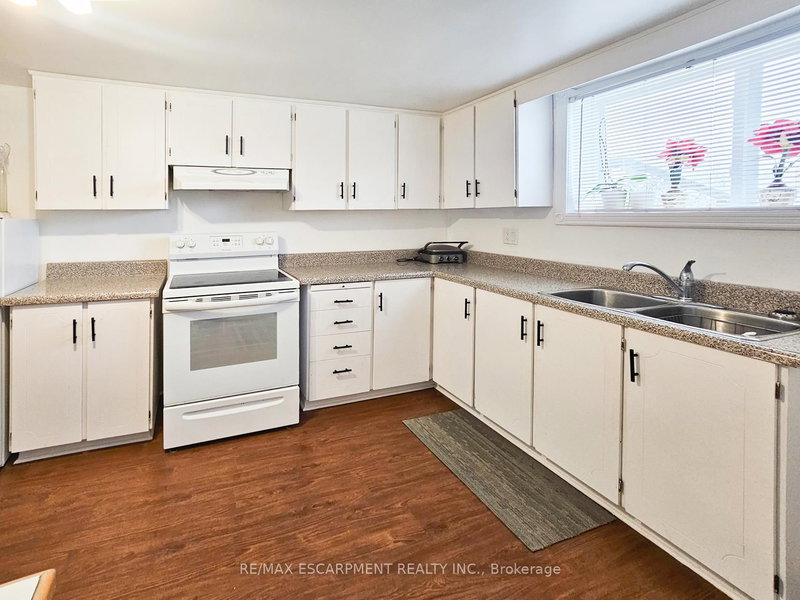 Lower Level - 51 Mangrove Rd, Toronto, M6L 2A4 | Image 3