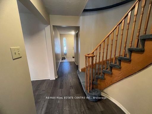 5014 Mariner Crt, Mississauga, L5R 2P9 | Image 3