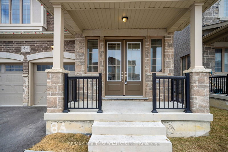 43 Clockwork Dr, Brampton, L7A 4R8 | Image 2