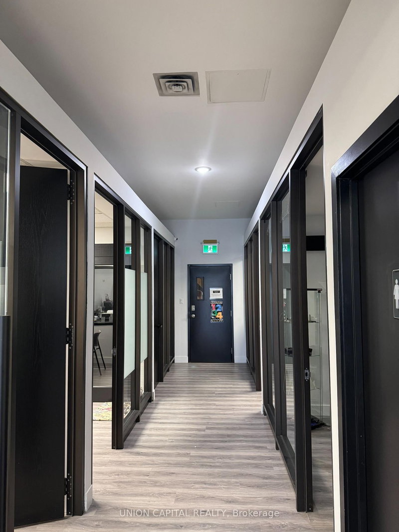 25 - 5155 Spectrum Way, Mississauga, L4W 5A1 | Image 3