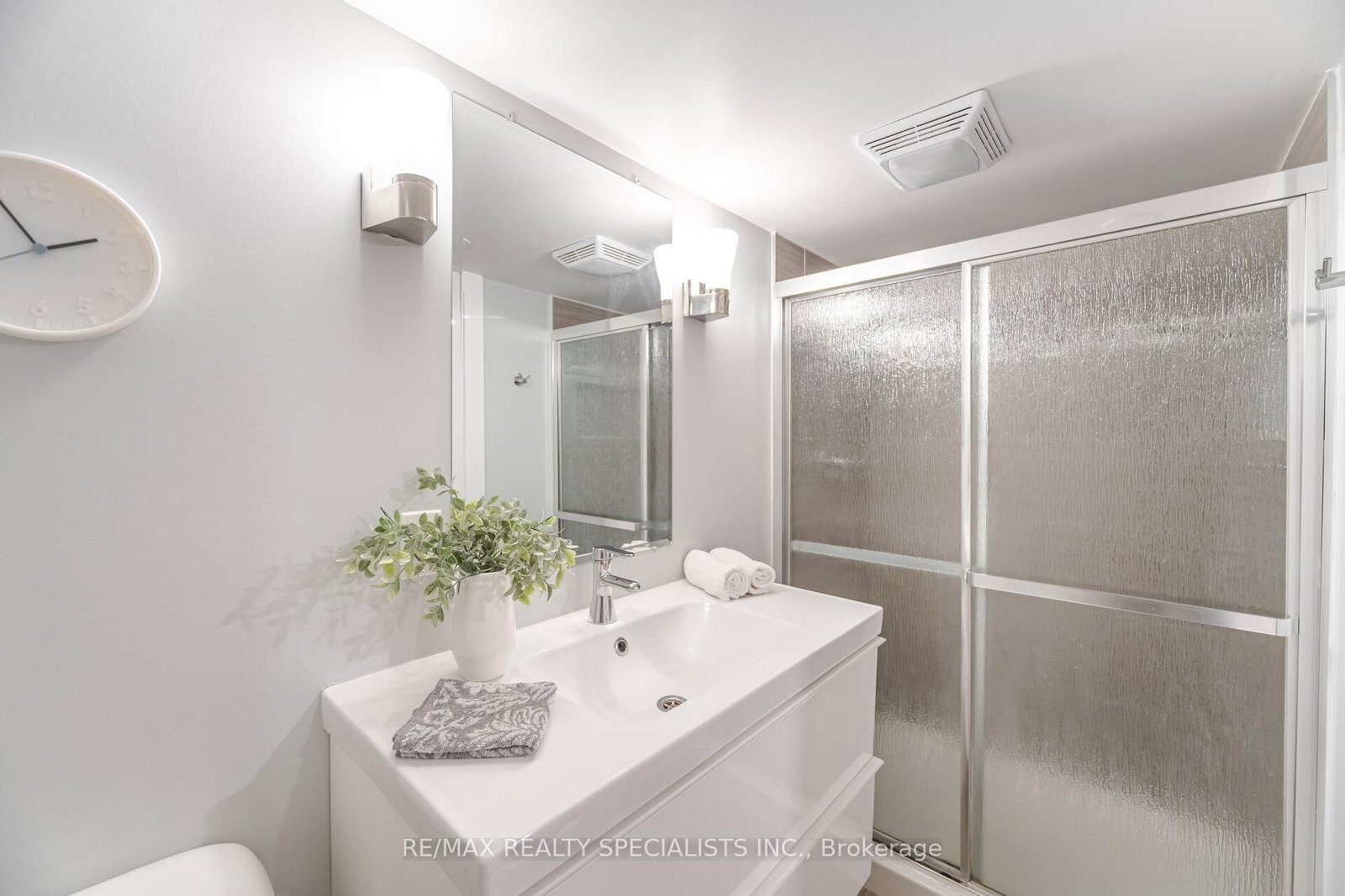 Detached House for sale at 457 Selsey Drive, Mississauga, Ontario, L5A 1B7 - Cooksville - MLS: W12917114